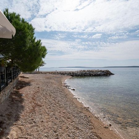 Apartments By The Sea Mandre, Pag - 4093 Kolan Zewnętrze zdjęcie